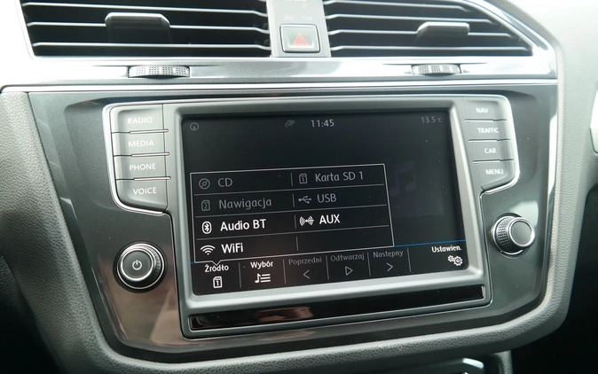 Volkswagen Tiguan cena 79900 przebieg: 101344, rok produkcji 2016 z Twardogóra małe 562